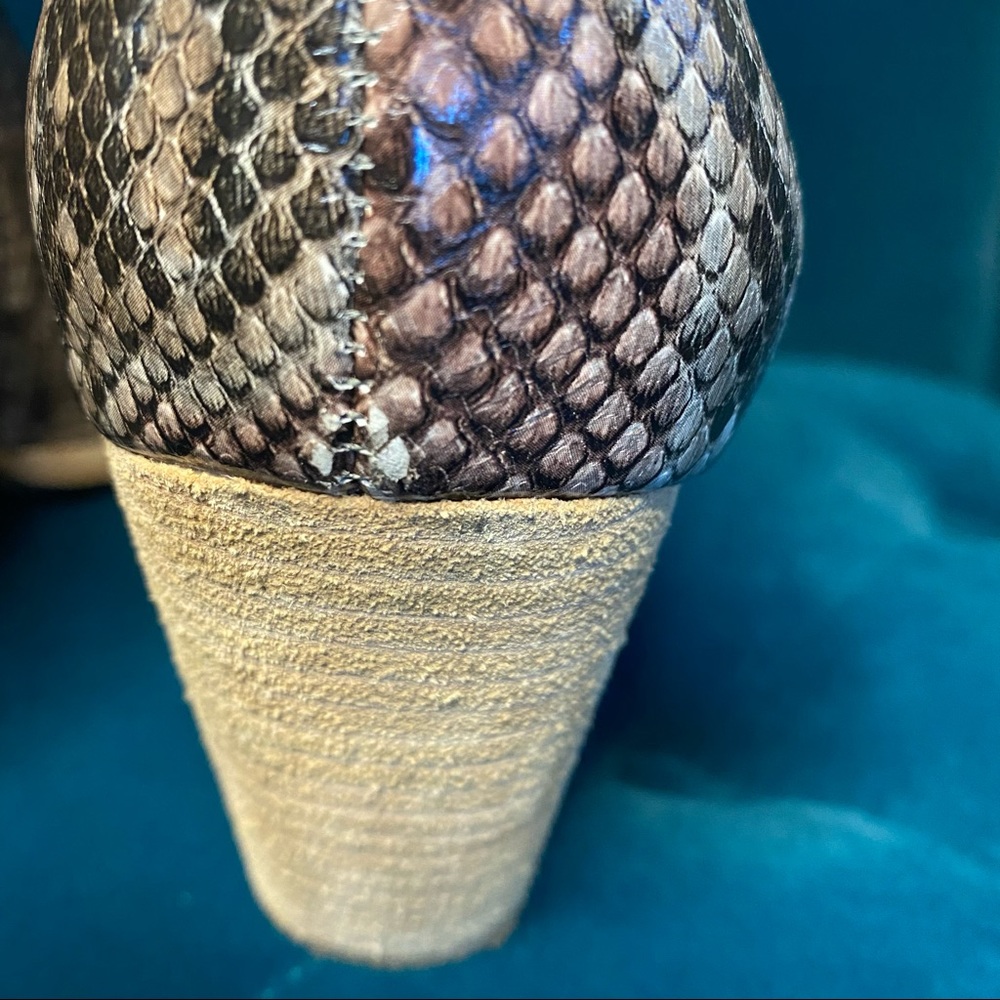 Jeffrey Campbell Taupe Snake Western bootie - Picture 13 of 15
